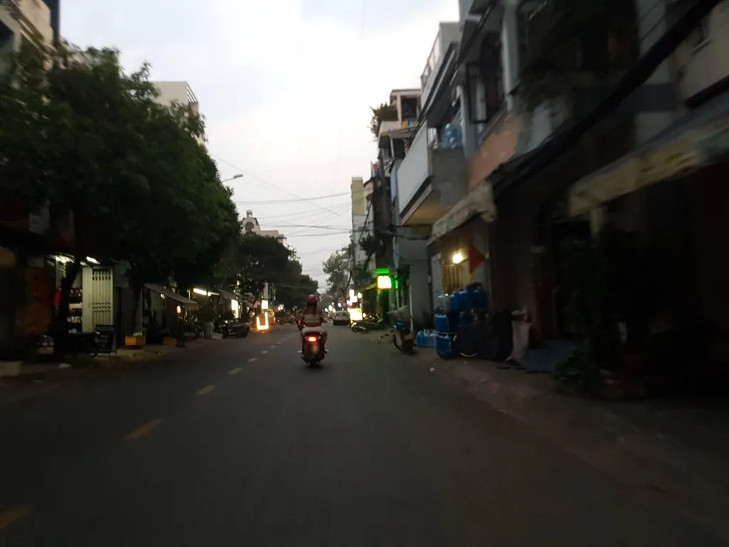 Trà sữa - Xiên que Kira