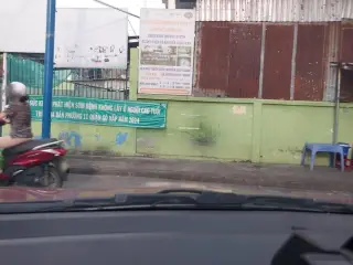 Trường Tiểu Học Nguyễn Thị Minh Khai