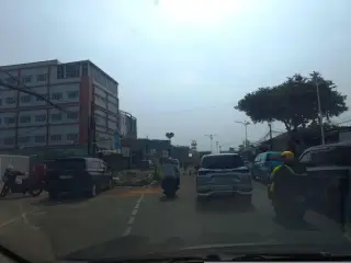 Ayam Goreng Nasi Uduk Sederhana Haji Babe Saman