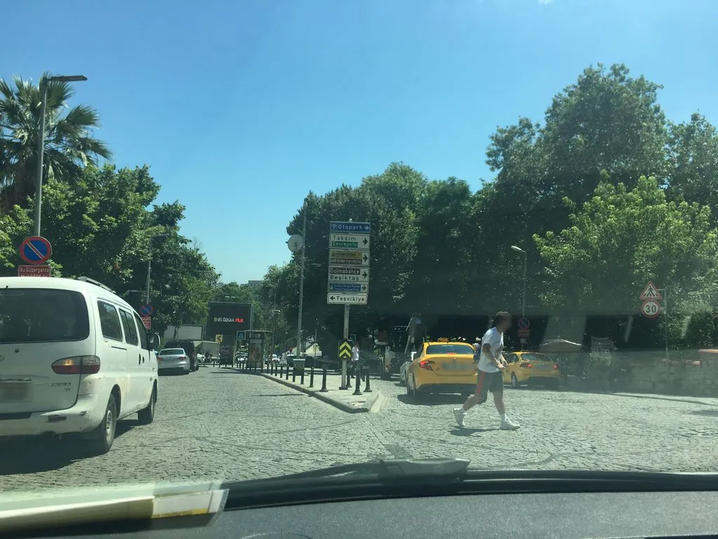 Dermatolog Dr. Tuba İşeri