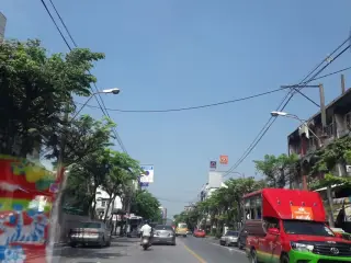 Thnburi Pho Li Khlinik