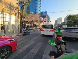 Nang Kwak Cahnay Mux Thux