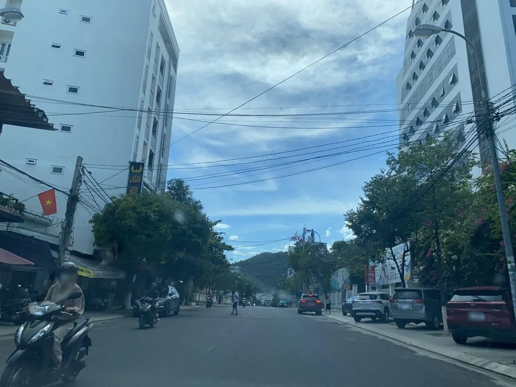 Quốc Hương Quán