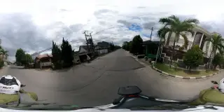Pabrik sepatu puntang
