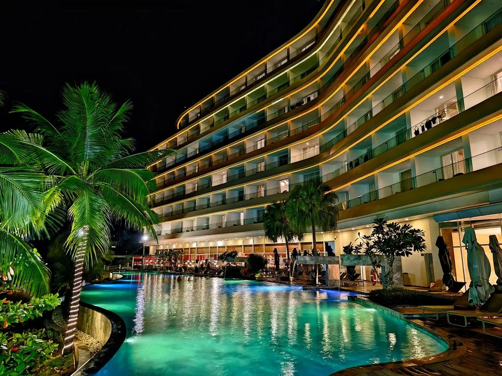 Nhà Hàng Hương Biển Resort