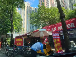 The Peak Club & Coffee