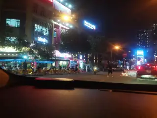 Tùng Núi Dê Phố Châu