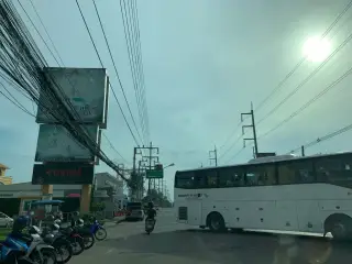 Tach Man Keliyw