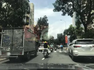 Saigon Corner Lý Chính Thắng