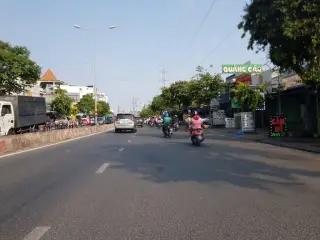 Thạch Lam-chuyên sỉ lẻ hàng sale sang shop và thanh lý