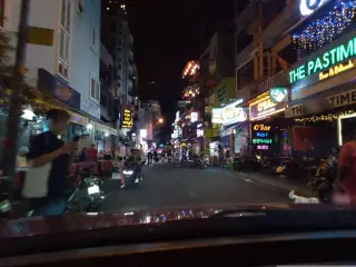 Gumbo Restaurant 28/2 ĐO Quang Dau Q1