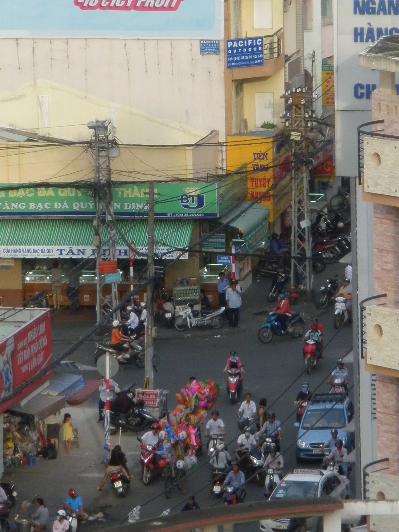 Chè Vân Chợ Tân Định