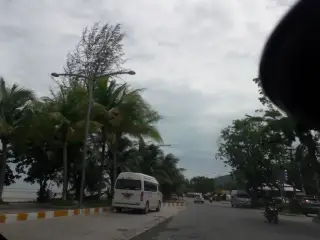 Sanakngan Srrph Samit Phunthi Suras'drthani Sakha Keaasmuy