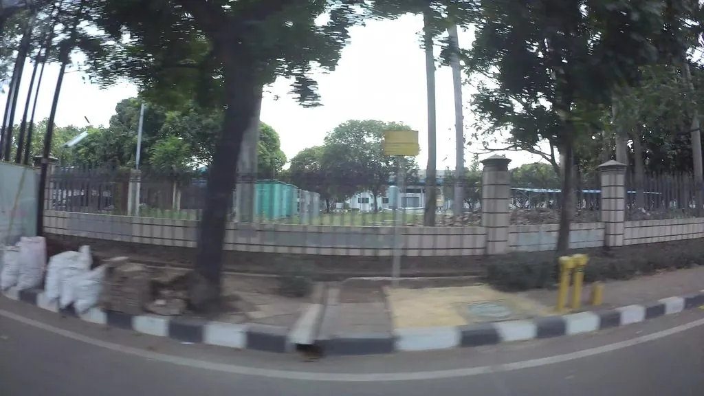 Bank Mandiri Cikokol Tangerang