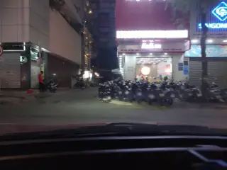 KV Closets Vạn Hạnh Mall