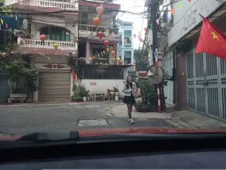 Yến Loan