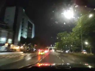 Kho Xen Ci Tlad Him Bangkhae Seuxpha Yipun Mux Sxng