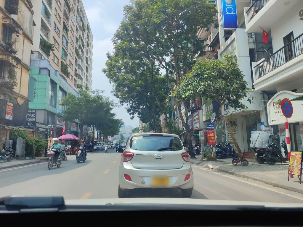 Bánh Cuốn Cao Bằng và Sữa Hạt Bà Hoa