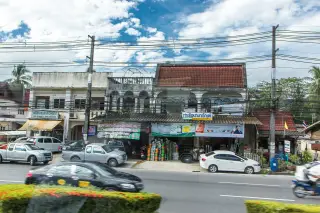 Big Wood Phuket& Gallery