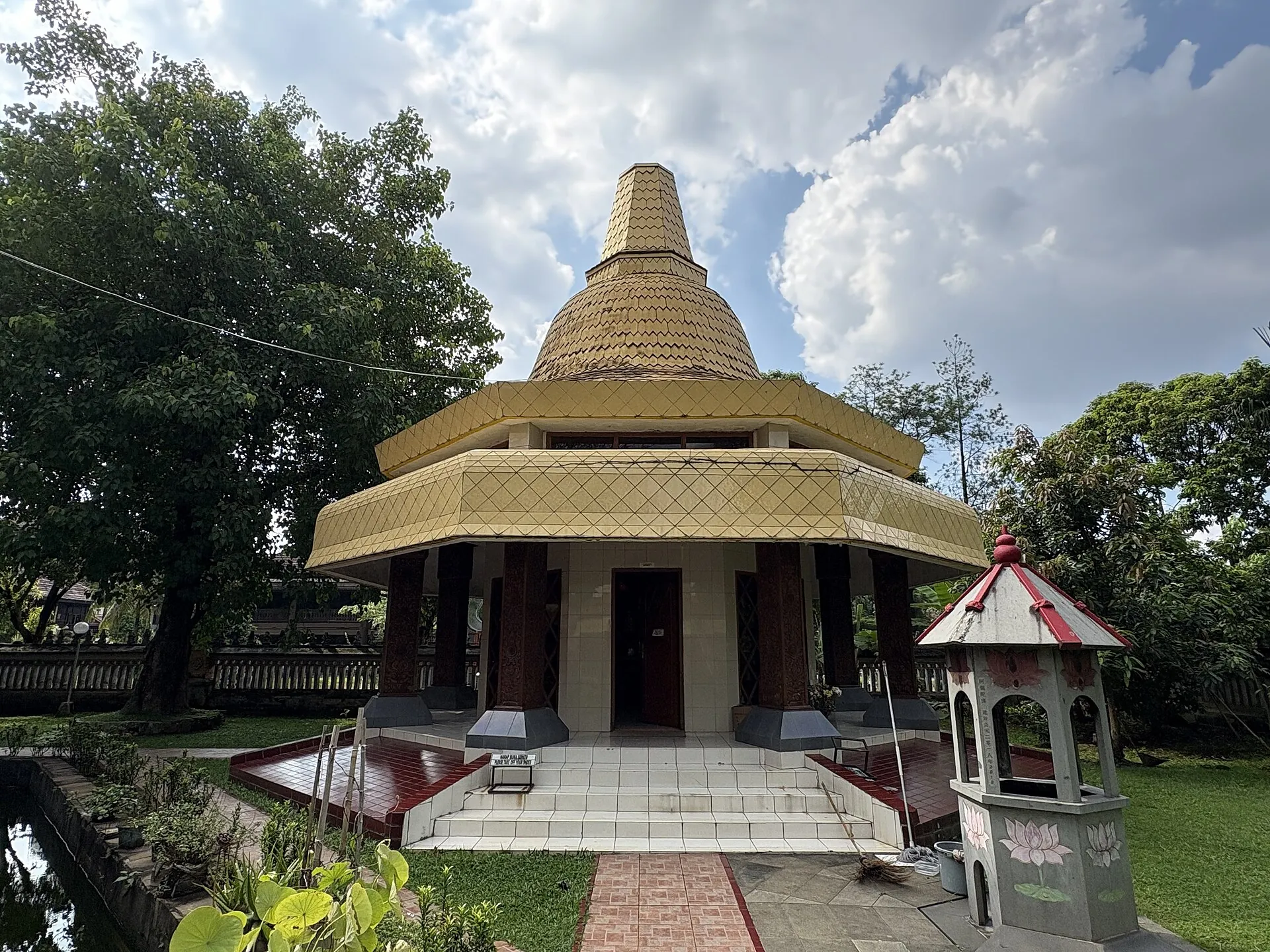 Anjungan Lampung TMII