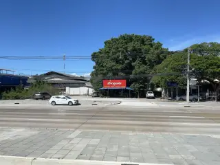 Teiyw Khun Sxng