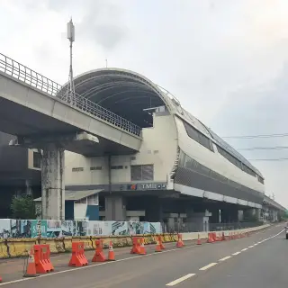Restoran Ikan Bakar KARIMATA Taman Anggrek TMII