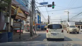 Kes Daw Haenm Neuxng Si Yaek Thibet