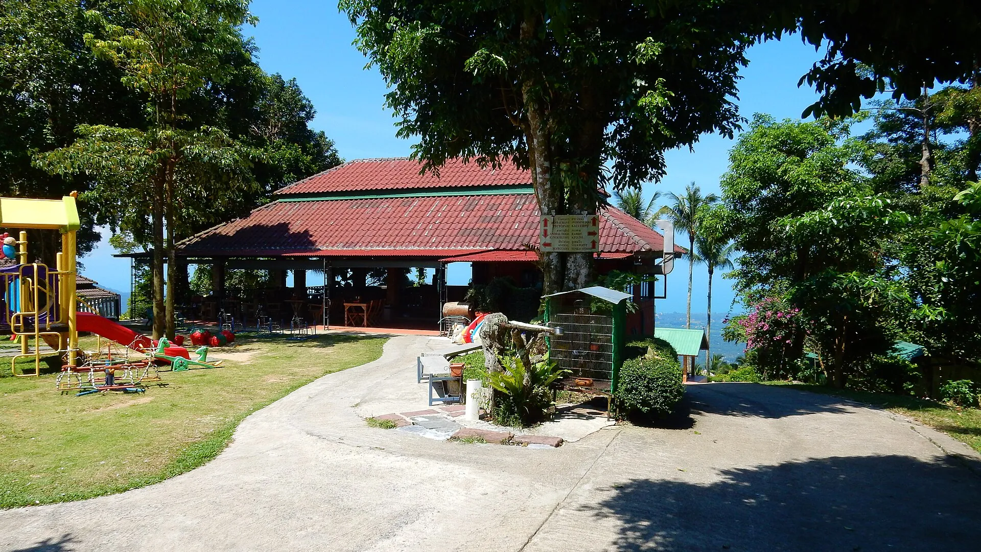 Paradise Park Farm