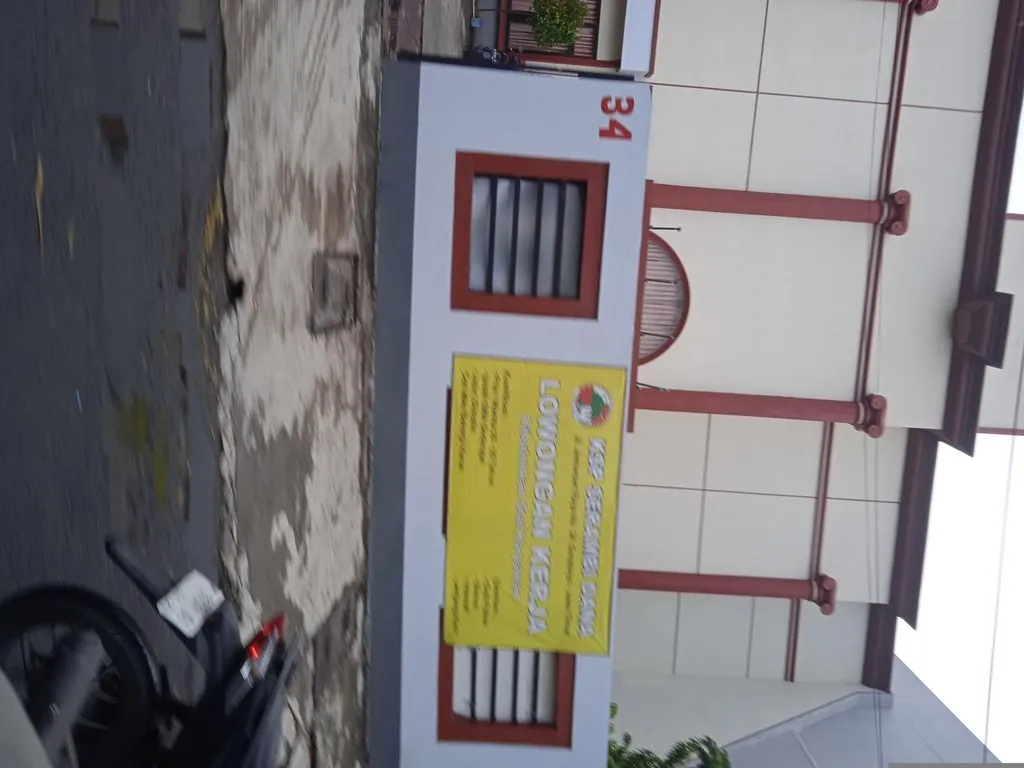 Alumni SMA Negeri 10 Surabaya
