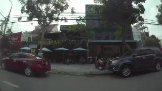 No Nee Eatery & Cafe