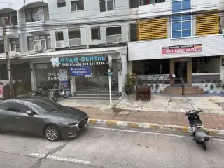 MAYA restaurant