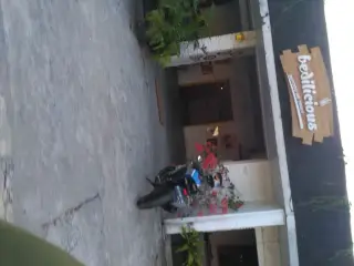 Warung Ayam Bakar Bu Aminto