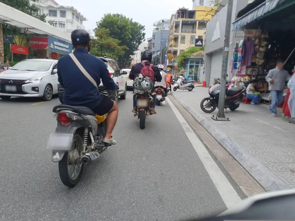 Thuyền Rồng Du Lịch Huế