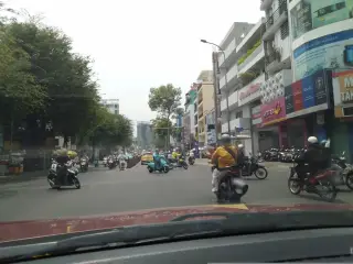 Cà phê Bà 5