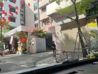 Hoa Binh Bus