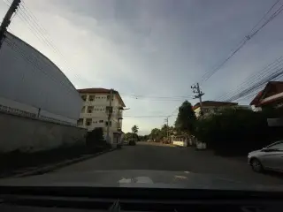 Ban Phung Tawan