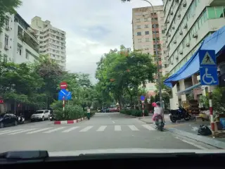 Trung Thanh Bit Tet Banh Mi Chao