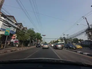 Teiyw Reux Ban Mae Lasal