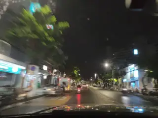 Swen Sen Bik Si Si Yaek Ban Khaek