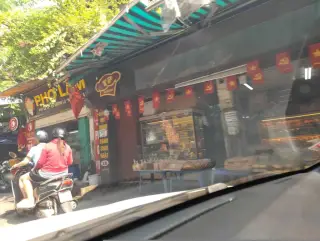 Quán Biển Bia Hoàng Anh
