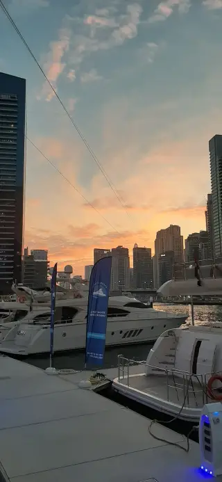 Lotus Mega Yacht Dubai — фото 2