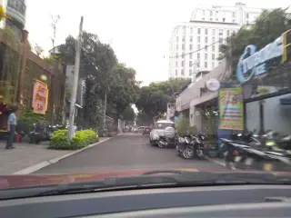 Nam Phương Lầu