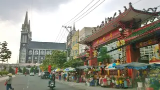 Chùa bà thiên hậu Bình Dương