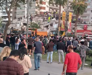 Kahve Aşkına Bayraklı