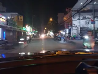 Sản Xuất Kệ Siêu Thị