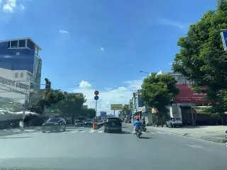Tiệm Phở Hưng Phát