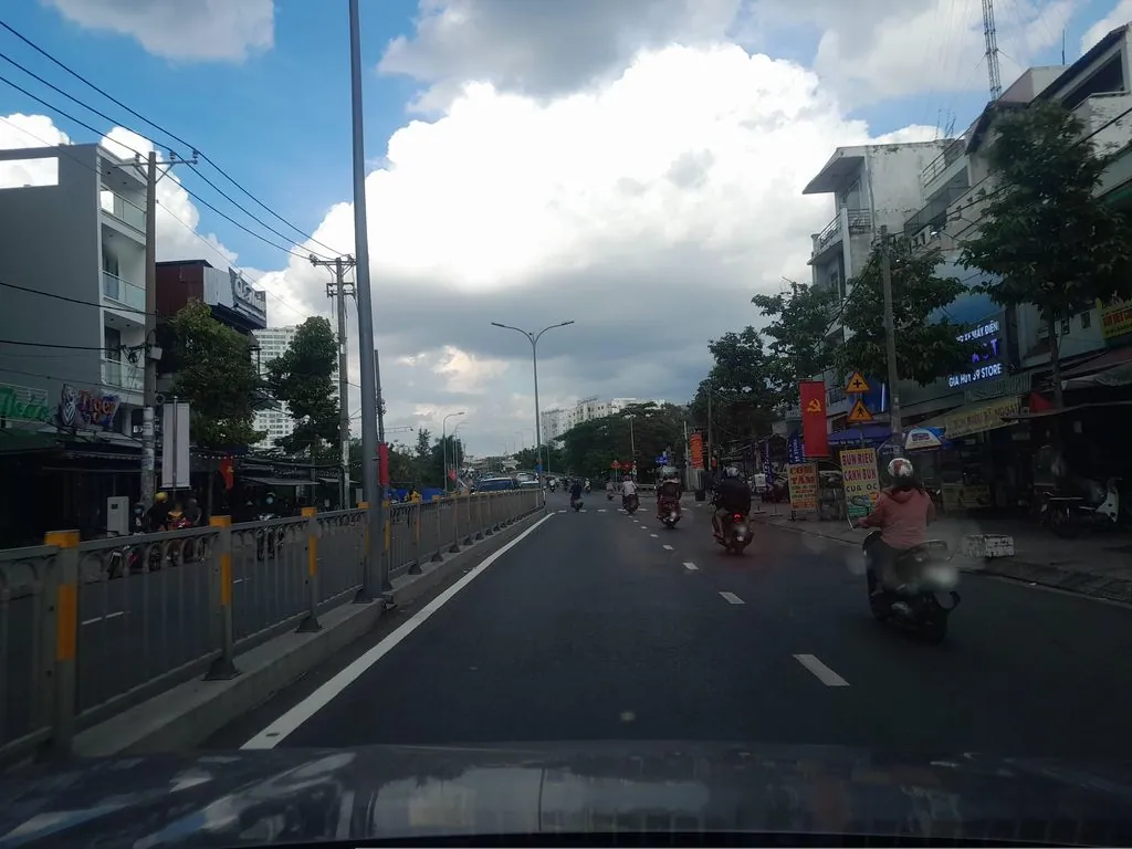 Banh Canh Ca Loc Noi Dat