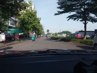 Ê , Ốc Nhé Q7