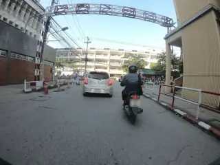 Suny Brikar Thekhnikh Kar Phaethy Khlinik