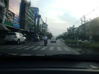 เกศริน ตั้งมั่นในกิจ Allianz Ayudhya